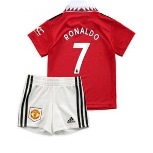 camiseta de futbol Manchester United Cristiano Ronaldo 7 Primera Equipación Niño Kit 2022-23